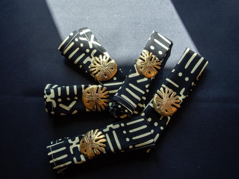 Set de 4 serviettes noir et blanches aux motifs bogolan
