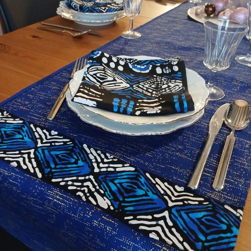 Chemin de table bleu kente gold Collection